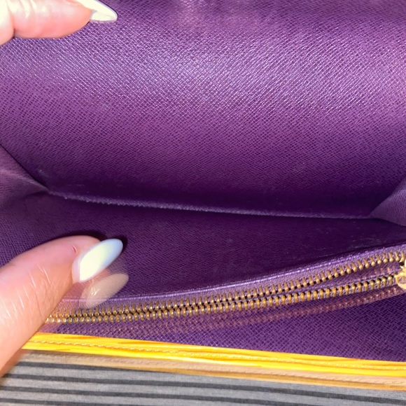 LV wallet - Picture 3 of 11